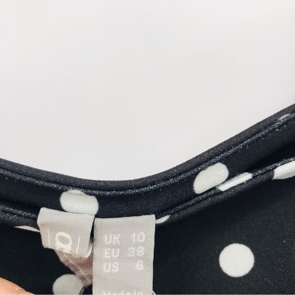 ASOS Puff Sleeve Square Neck Polka Dot Crop Blouse Black White Size 6 - Picture 4 of 8